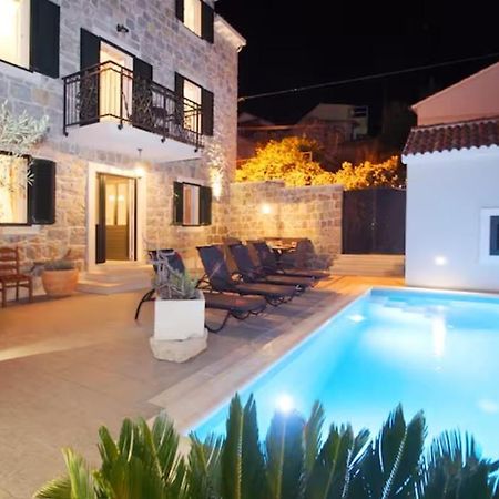 Villa Filipetti With Heated Pool 马卡尔斯卡 外观 照片