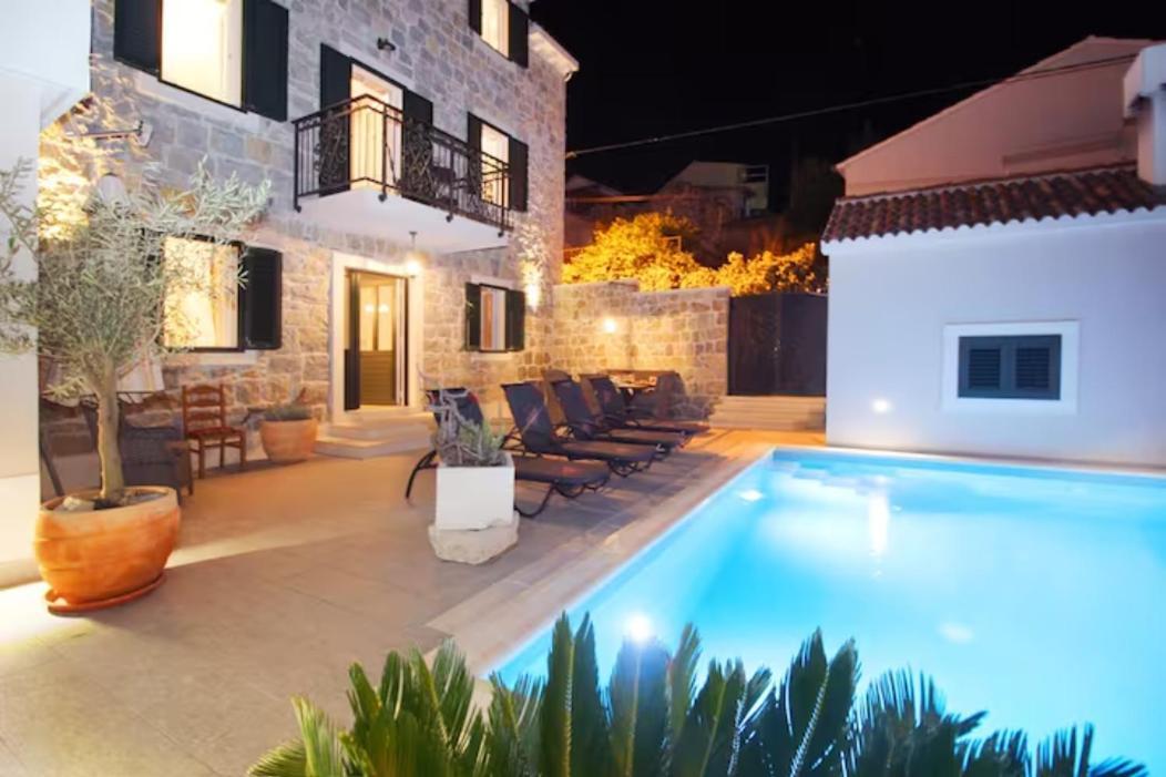 Villa Filipetti With Heated Pool 马卡尔斯卡 外观 照片