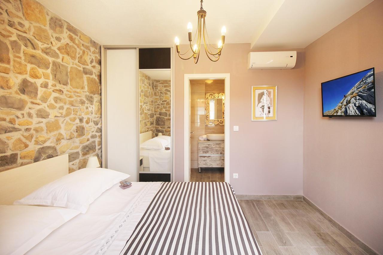 Villa Filipetti With Heated Pool 马卡尔斯卡 外观 照片